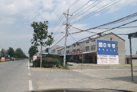 马尔康如何能保证墙体广告的醒目性？