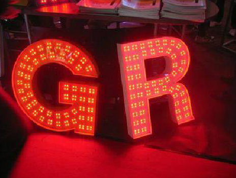 马尔康LED发光字常见的安装误区。